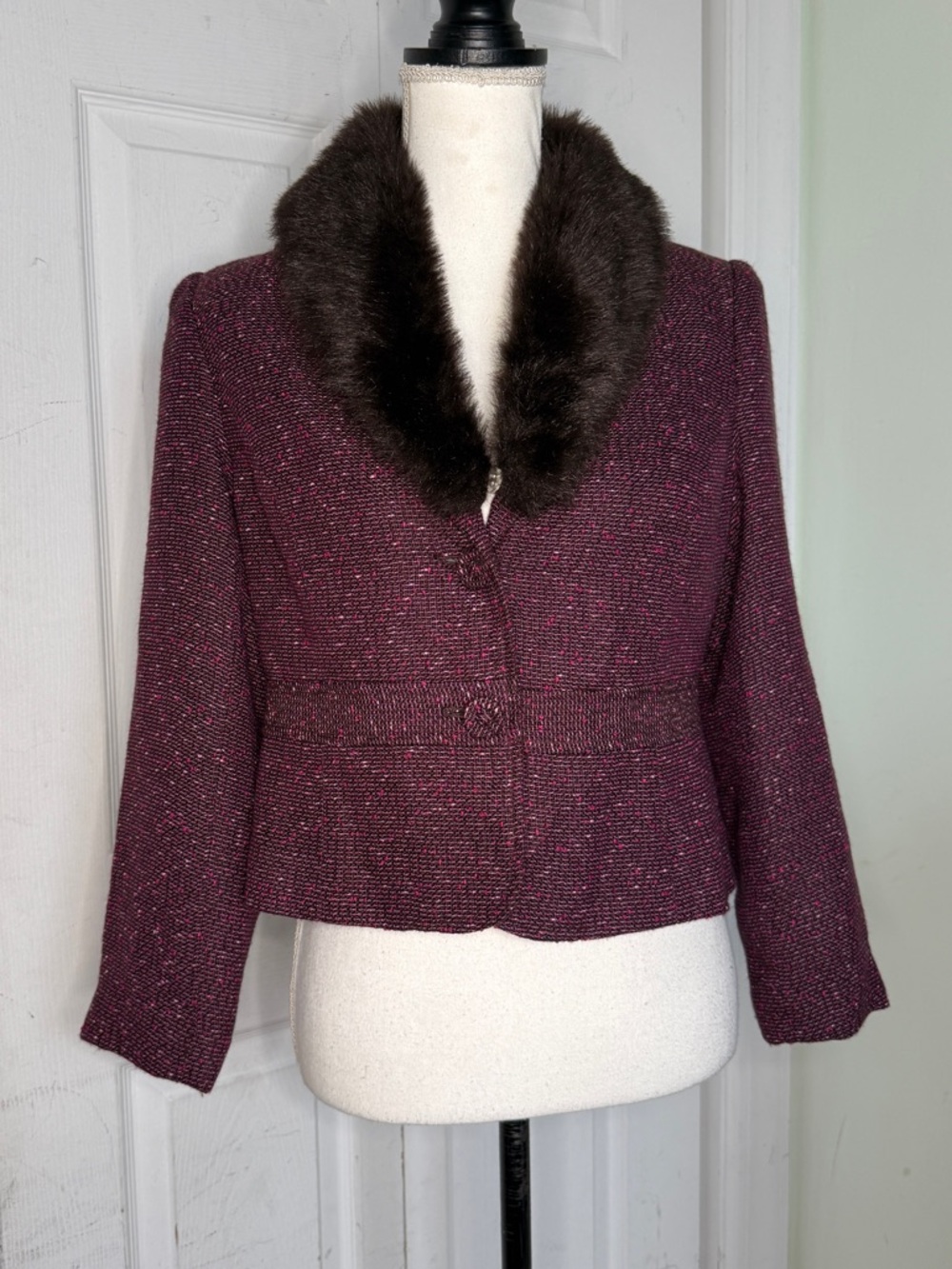 Y2K Paris Hilton Coquette Girl Faux Fur Collar Fitted  Hillard & Hanson